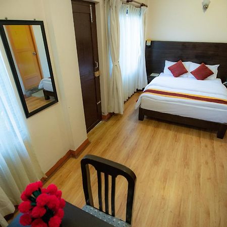 Kathmandu Sunny Hotel Exterior photo