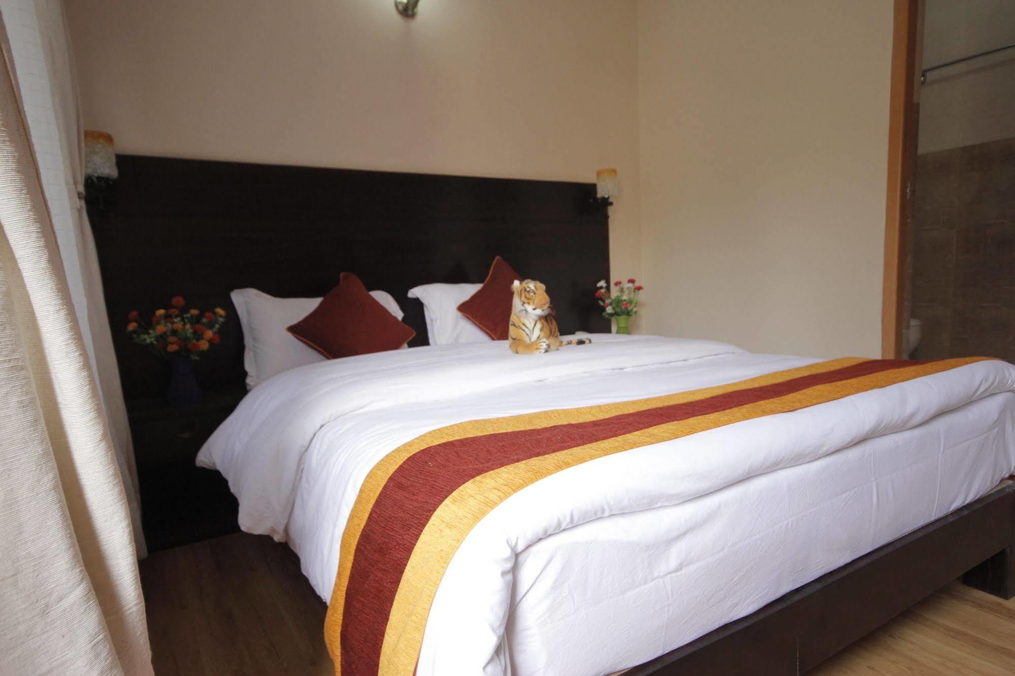 Kathmandu Sunny Hotel Exterior photo